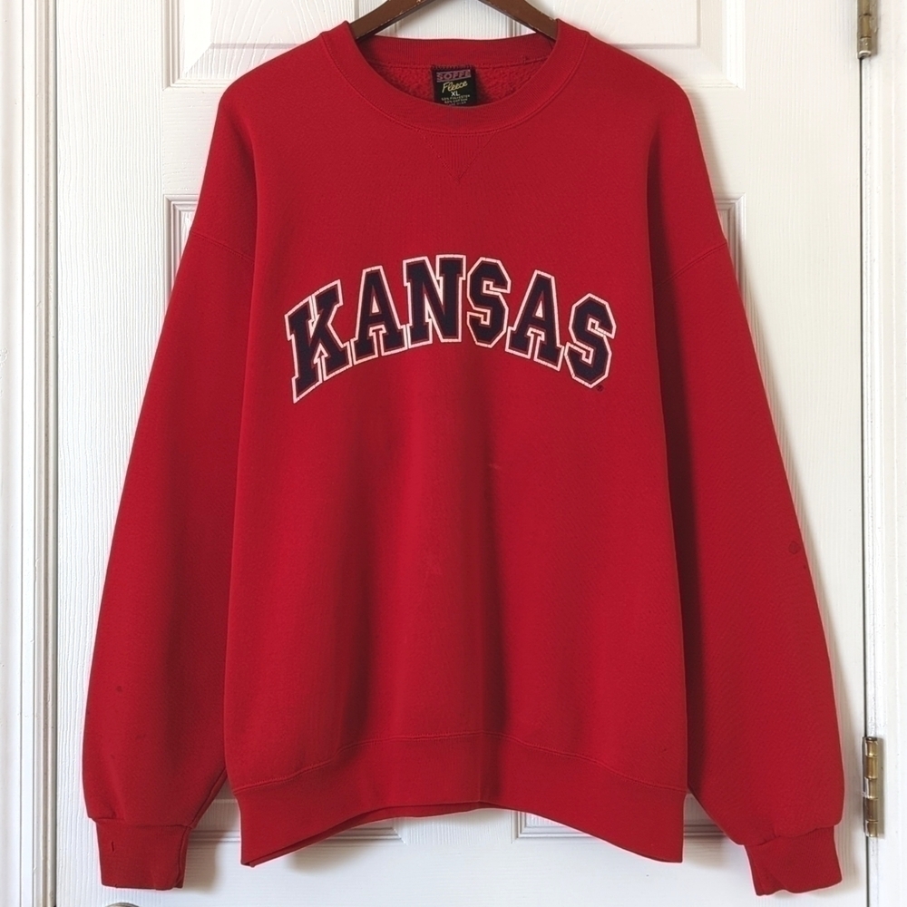 Soffe 90's Vintage Kansas Fleece Lined Pullover Crewneck Sweatshirt Red XL